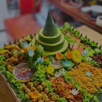 Nasi Tumpeng (2)